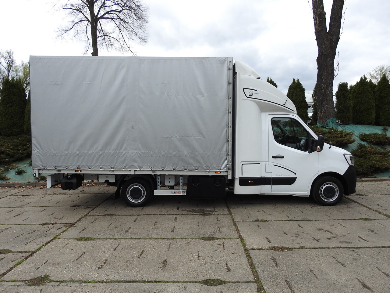 כלי רכב מסחרי עם וילונות צד RENAULT MASTER TARPAULIN 10 PALLETS WEBASTO CRUISE CONTROL NAVIGATION AIR CONDITIONING LED LIGHTS PNEUMATICS 165HP: תמונה 7 כלי רכב מסחרי עם וילונות צד RENAULT MASTER TARPAULIN 10 PALLETS WEBASTO CRUISE CONTROL NAVIGATION AIR CONDITIONING LED LIGHTS PNEUMATICS 165HP: תמונה 7