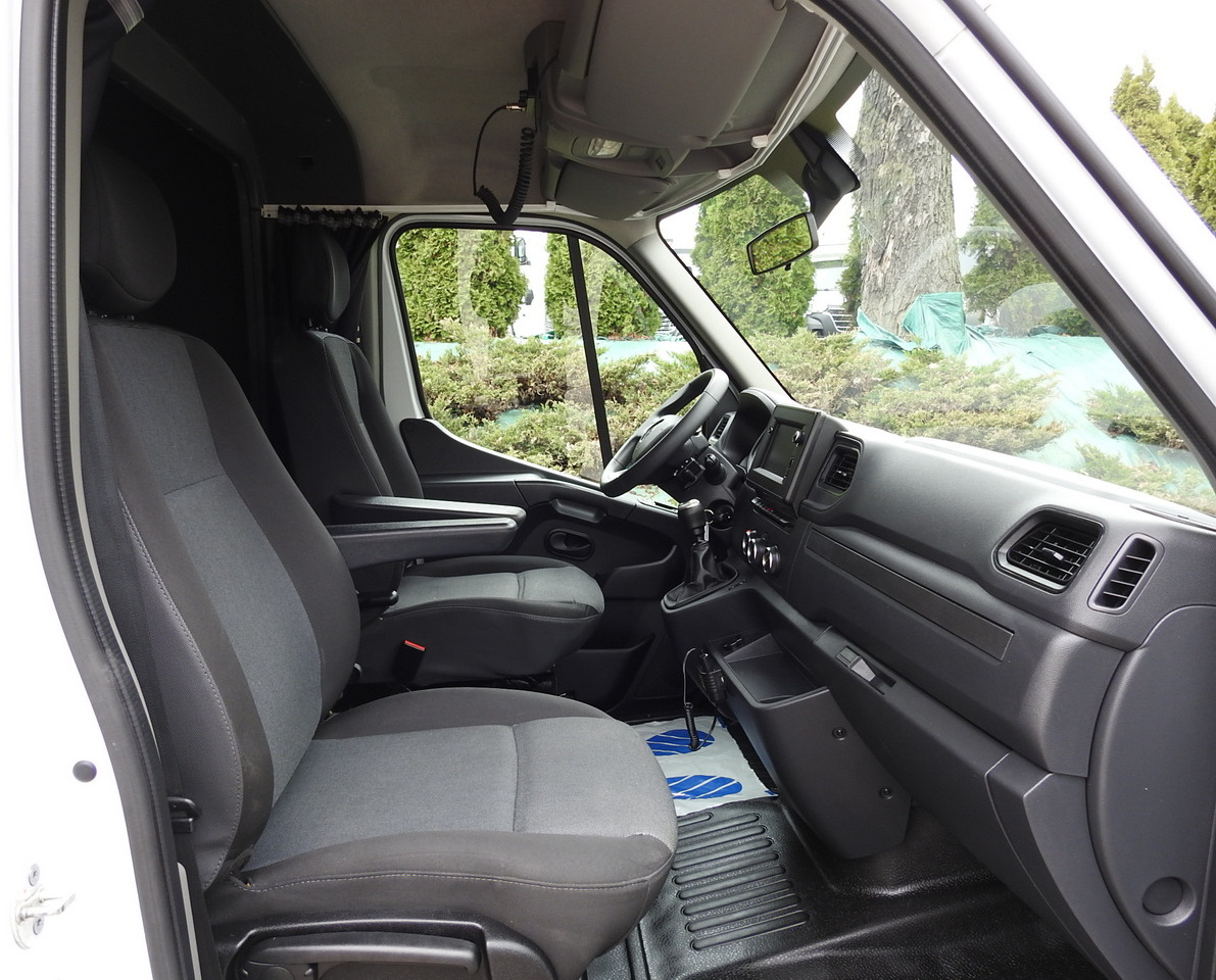 כלי רכב מסחרי עם וילונות צד RENAULT MASTER TARPAULIN 10 PALLETS WEBASTO CRUISE CONTROL NAVIGATION AIR CONDITIONING LED LIGHTS PNEUMATICS 165HP: תמונה 39 כלי רכב מסחרי עם וילונות צד RENAULT MASTER TARPAULIN 10 PALLETS WEBASTO CRUISE CONTROL NAVIGATION AIR CONDITIONING LED LIGHTS PNEUMATICS 165HP: תמונה 39