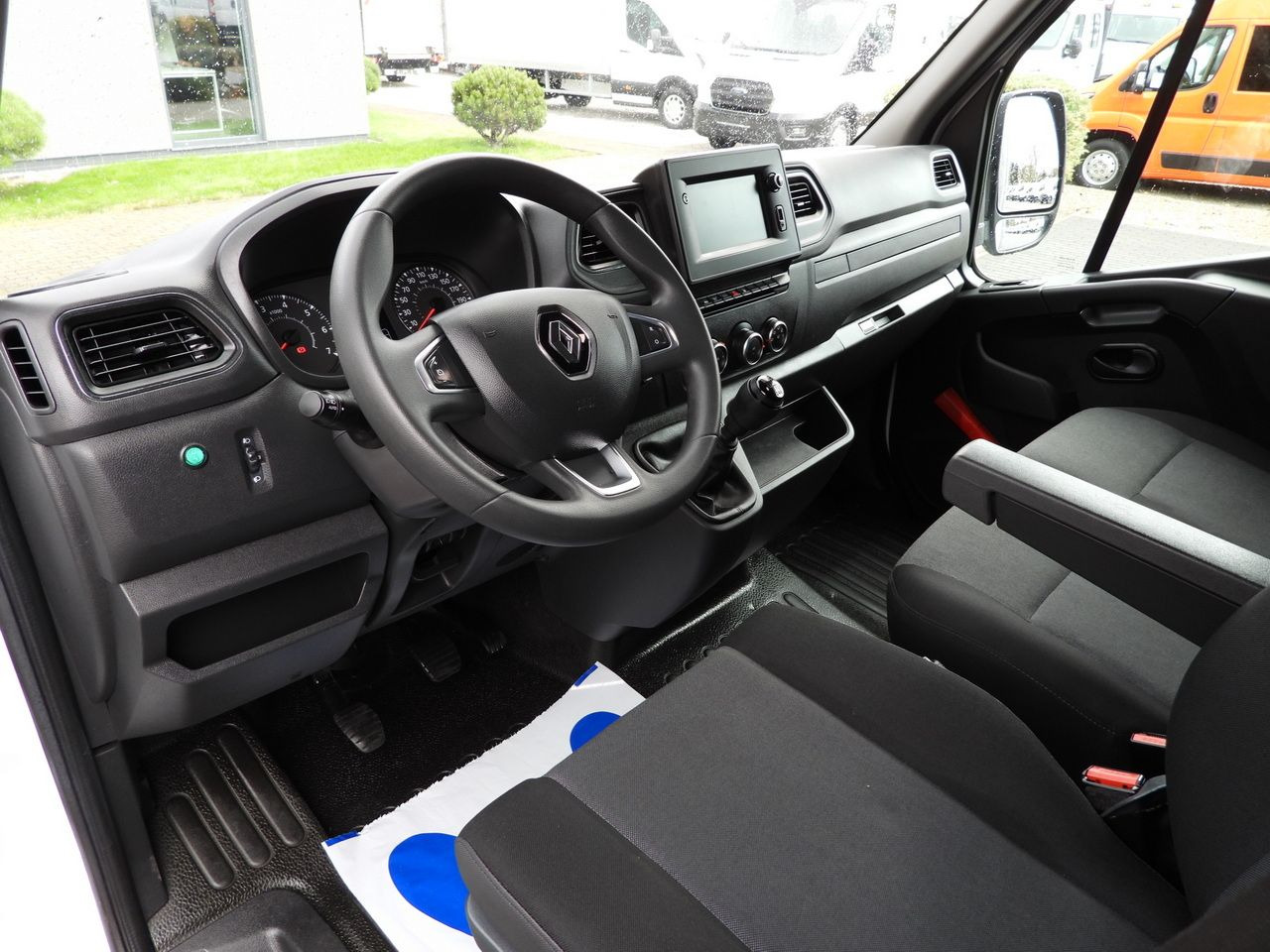 RENAULT MASTER TARPAULIN 10 PALLETS WEBASTO CRUISE CONTROL NAVIGATION LED LIGHTS TWIN WHEELS AIR CONDITIONING 165HP - כלי רכב מסחרי עם וילונות צד: תמונה 2 RENAULT MASTER TARPAULIN 10 PALLETS WEBASTO CRUISE CONTROL NAVIGATION LED LIGHTS TWIN WHEELS AIR CONDITIONING 165HP - כלי רכב מסחרי עם וילונות צד: תמונה 2