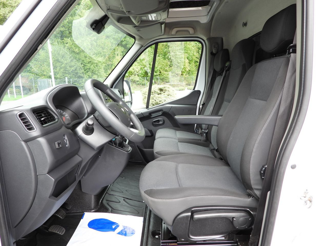 כלי רכב מסחרי עם וילונות צד RENAULT MASTER TARPAULIN LIFT 9 PALLETS WEBASTO CRUISE CONTROL LED LIGHTS PNEUMATICS AIR CONDITIONING 165HP: תמונה 31 כלי רכב מסחרי עם וילונות צד RENAULT MASTER TARPAULIN LIFT 9 PALLETS WEBASTO CRUISE CONTROL LED LIGHTS PNEUMATICS AIR CONDITIONING 165HP: תמונה 31