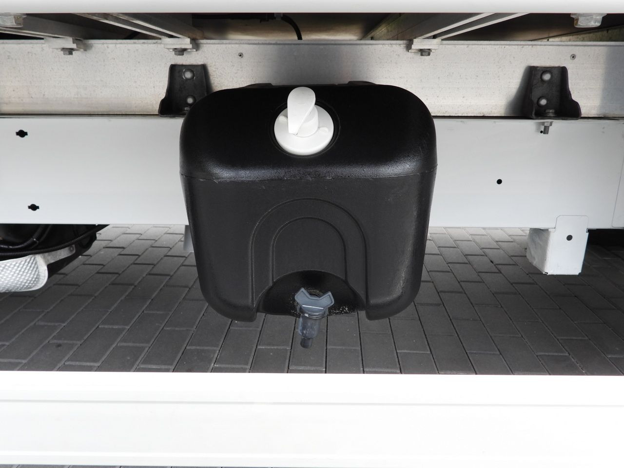 כלי רכב מסחרי עם וילונות צד RENAULT MASTER TARPAULIN LIFT 9 PALLETS WEBASTO CRUISE CONTROL LED LIGHTS PNEUMATICS AIR CONDITIONING 165HP: תמונה 27 כלי רכב מסחרי עם וילונות צד RENAULT MASTER TARPAULIN LIFT 9 PALLETS WEBASTO CRUISE CONTROL LED LIGHTS PNEUMATICS AIR CONDITIONING 165HP: תמונה 27