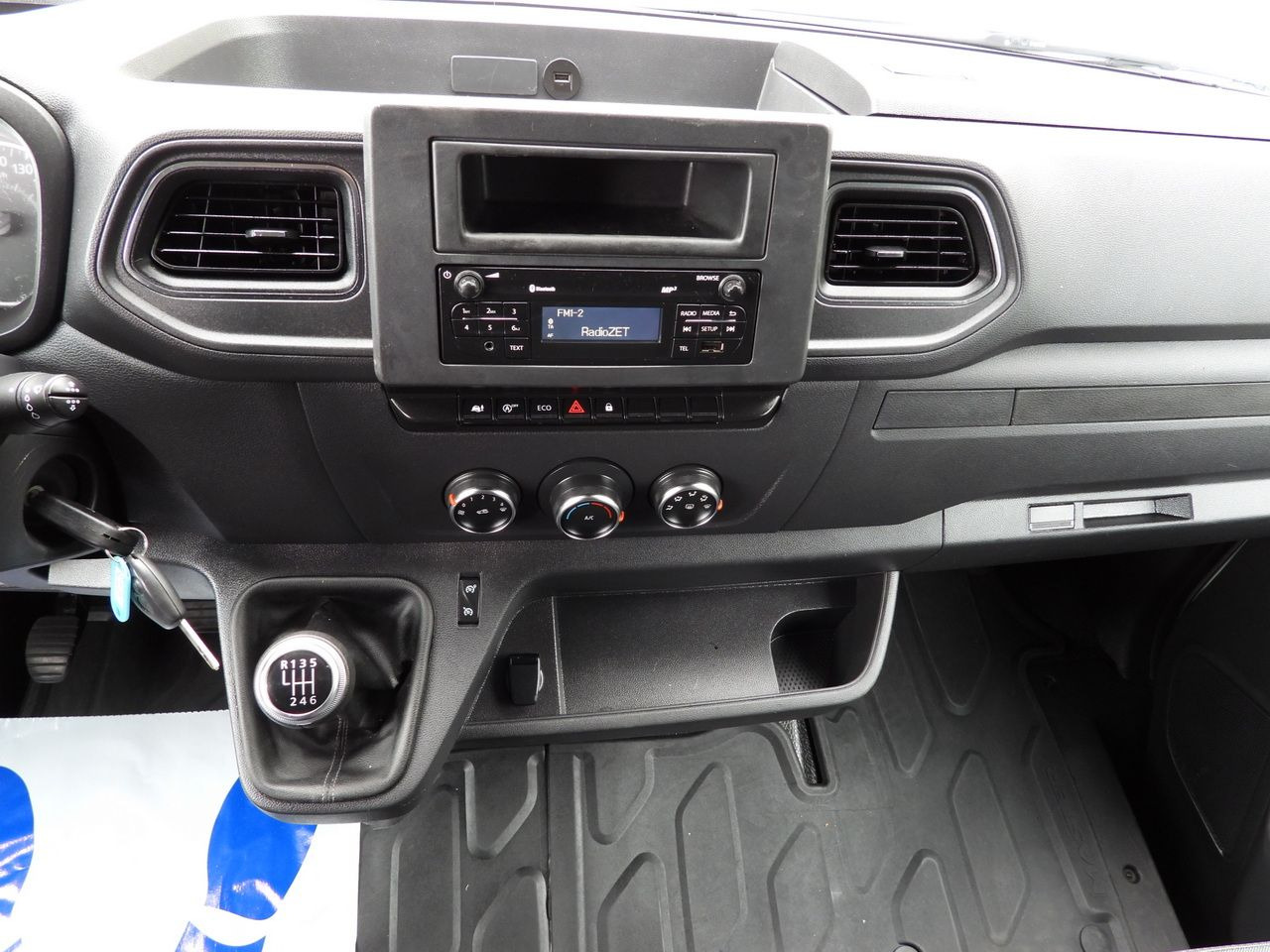 כלי רכב מסחרי עם וילונות צד RENAULT MASTER TARPAULIN LIFT 9 PALLETS WEBASTO CRUISE CONTROL LED LIGHTS PNEUMATICS AIR CONDITIONING 165HP: תמונה 38 כלי רכב מסחרי עם וילונות צד RENAULT MASTER TARPAULIN LIFT 9 PALLETS WEBASTO CRUISE CONTROL LED LIGHTS PNEUMATICS AIR CONDITIONING 165HP: תמונה 38