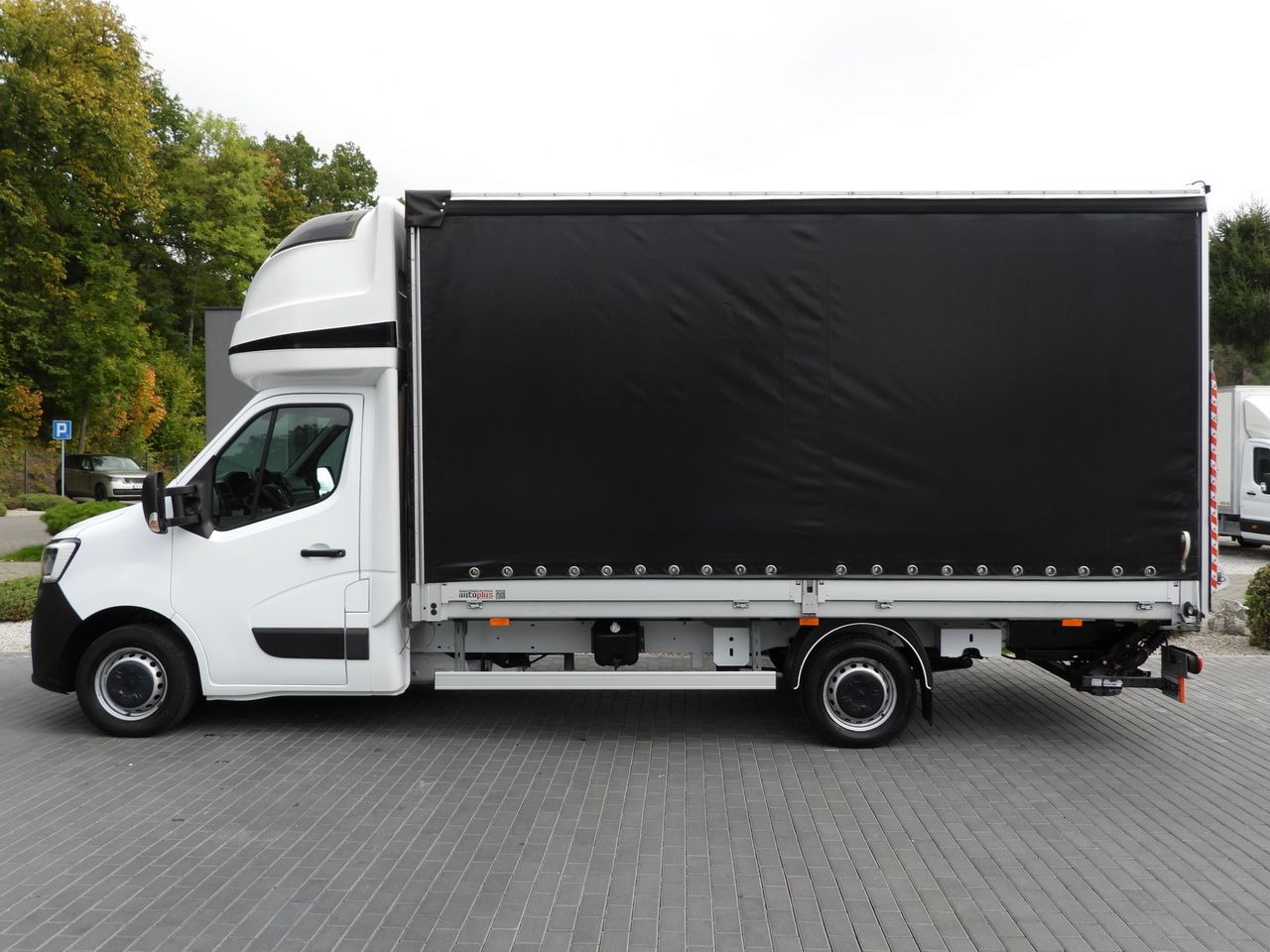 כלי רכב מסחרי עם וילונות צד RENAULT MASTER TARPAULIN LIFT 9 PALLETS WEBASTO CRUISE CONTROL LED LIGHTS PNEUMATICS AIR CONDITIONING 165HP: תמונה 9 כלי רכב מסחרי עם וילונות צד RENAULT MASTER TARPAULIN LIFT 9 PALLETS WEBASTO CRUISE CONTROL LED LIGHTS PNEUMATICS AIR CONDITIONING 165HP: תמונה 9