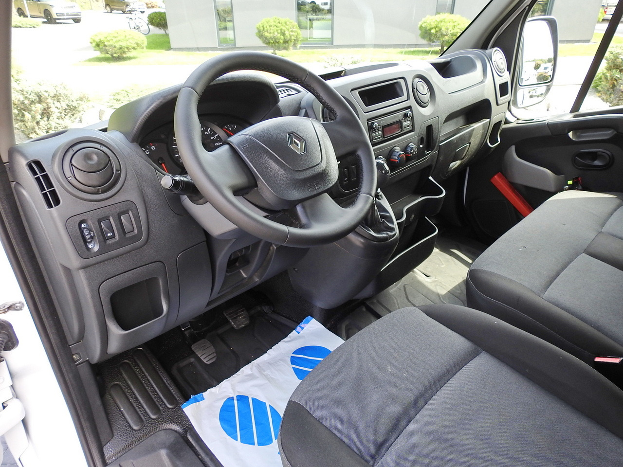 RENAULT MASTER TIPPER 130HP - כלי רכב מסחרי מזהיר: תמונה 2 RENAULT MASTER TIPPER 130HP - כלי רכב מסחרי מזהיר: תמונה 2