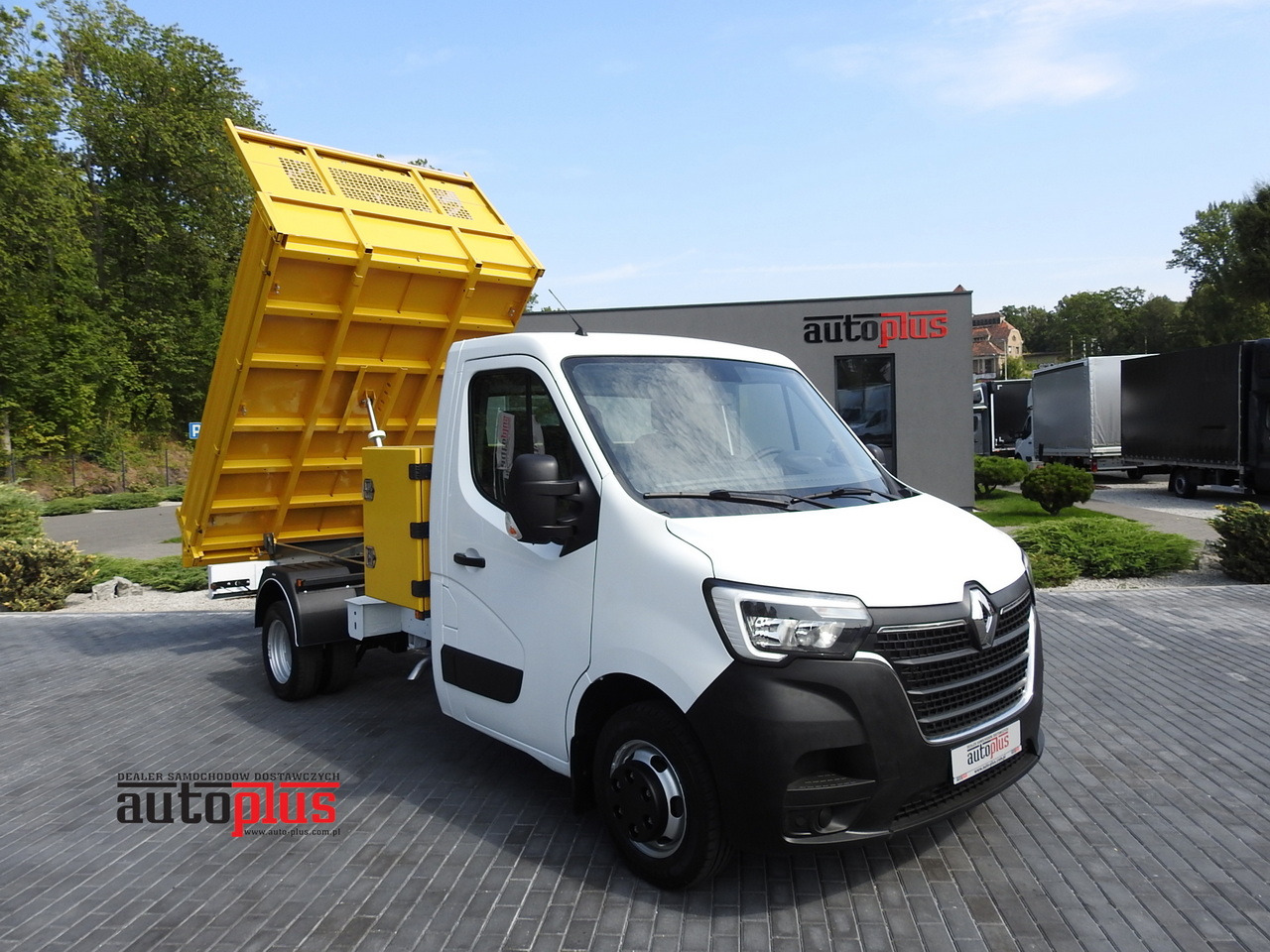 RENAULT MASTER TIPPER CRUISE CONTROL NAVIGATION AIR CONDITIONING LED LIGHTS TWIN WHEELS LOAD WEIGHT 145HP - כלי רכב מסחרי מזהיר: תמונה 1 RENAULT MASTER TIPPER CRUISE CONTROL NAVIGATION AIR CONDITIONING LED LIGHTS TWIN WHEELS LOAD WEIGHT 145HP - כלי רכב מסחרי מזהיר: תמונה 1