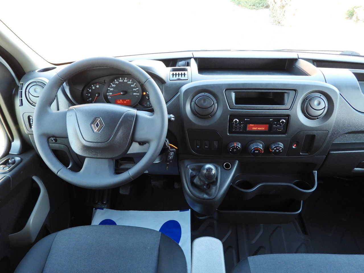 כלי רכב מסחרי מזהיר RENAULT MASTER TIPPER DOUBLE CABIN DOKA 7 SEATS CRUISE CONTROL AIR CONDITIONING  145HP: תמונה 28