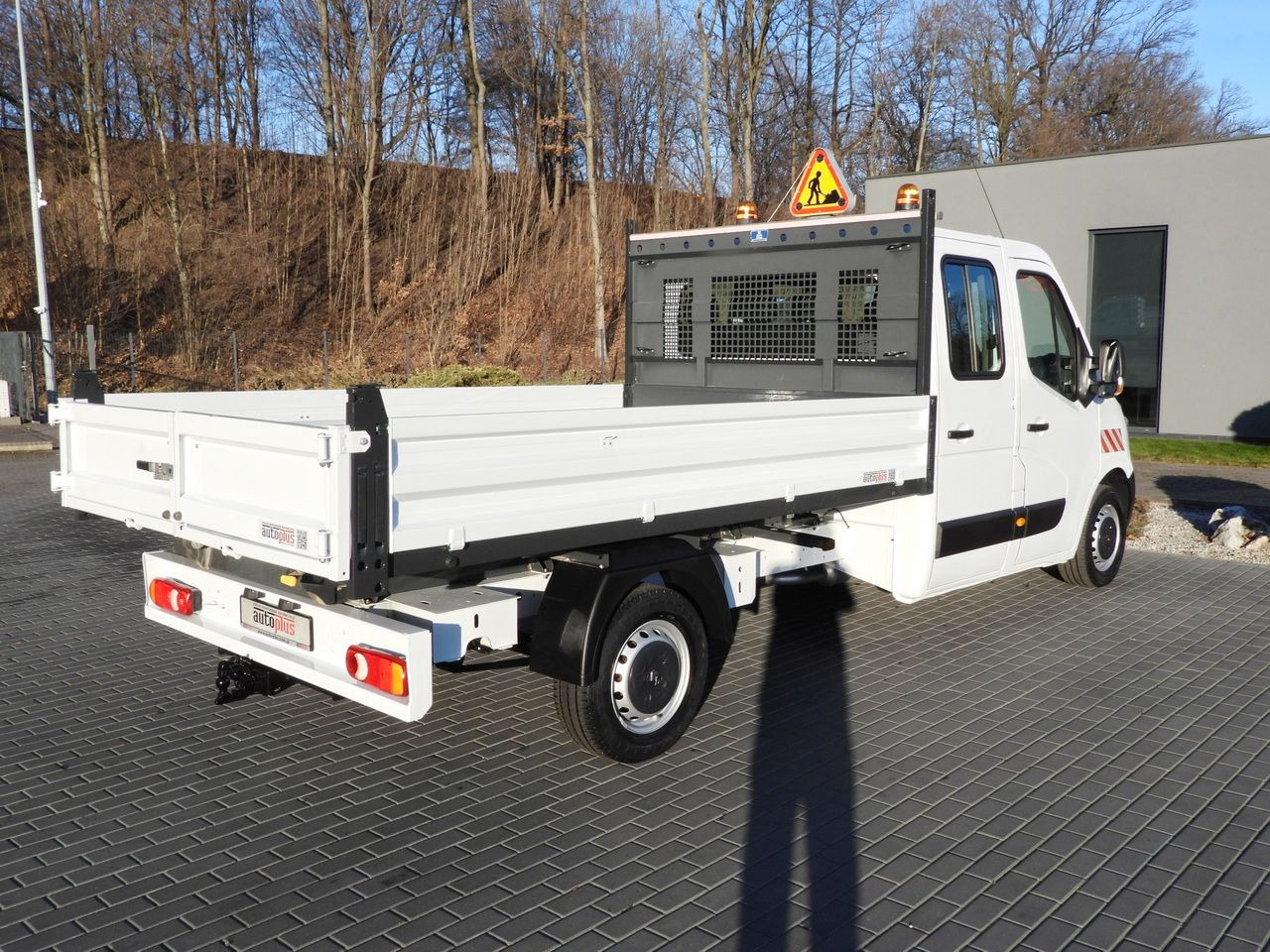 כלי רכב מסחרי מזהיר RENAULT MASTER TIPPER DOUBLE CABIN DOKA 7 SEATS CRUISE CONTROL AIR CONDITIONING  145HP: תמונה 14