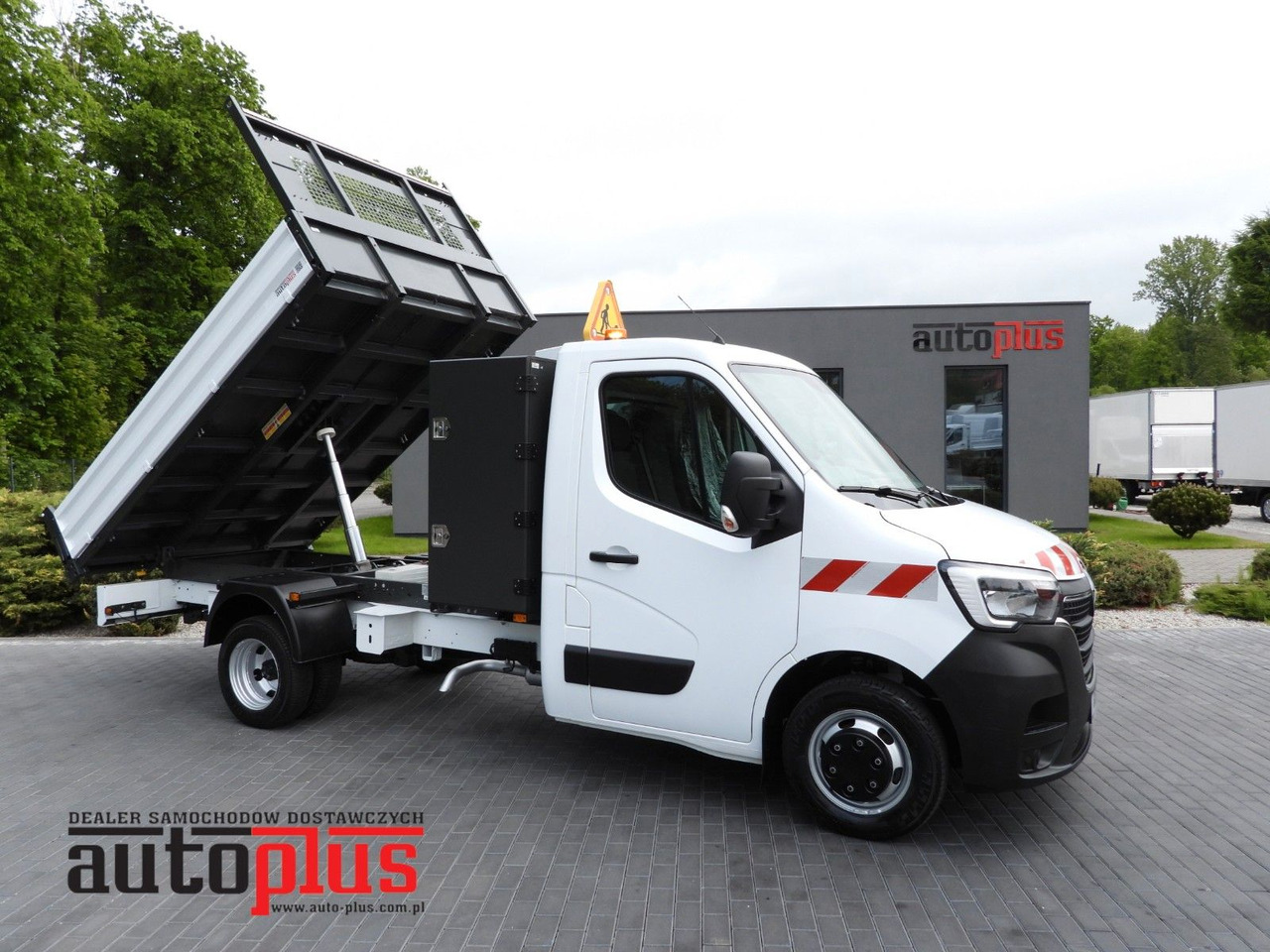 Renault MASTER KIPPER TEMPOMAT ZWILLINGSRÄDER A/C - כלי רכב מסחרי מזהיר: תמונה 1 Renault MASTER KIPPER TEMPOMAT ZWILLINGSRÄDER A/C - כלי רכב מסחרי מזהיר: תמונה 1