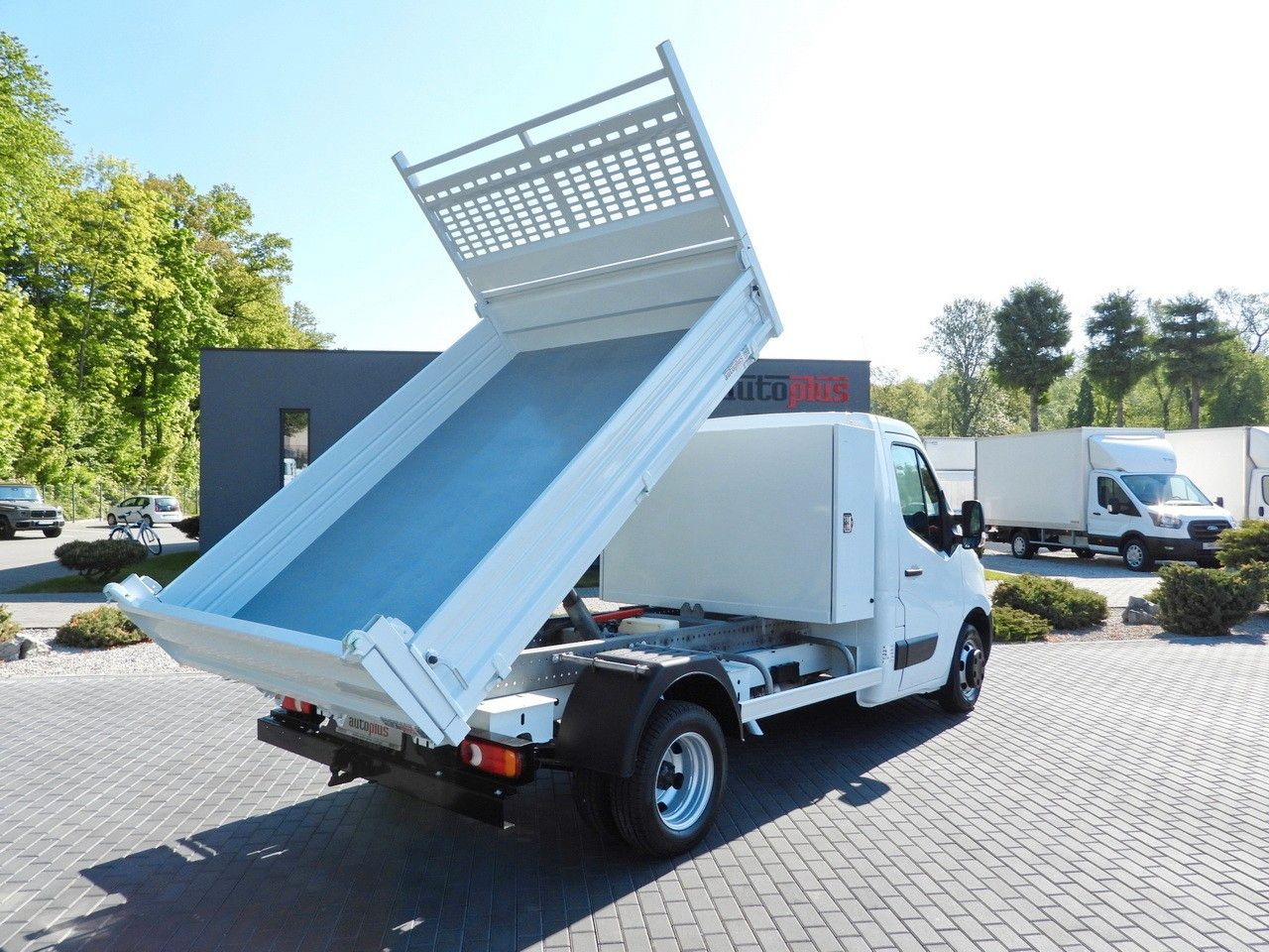 Renault MASTER KIPPER TEMPOMAT ZWILLINGSRÄDER - כלי רכב מסחרי מזהיר: תמונה 3 Renault MASTER KIPPER TEMPOMAT ZWILLINGSRÄDER - כלי רכב מסחרי מזהיר: תמונה 3