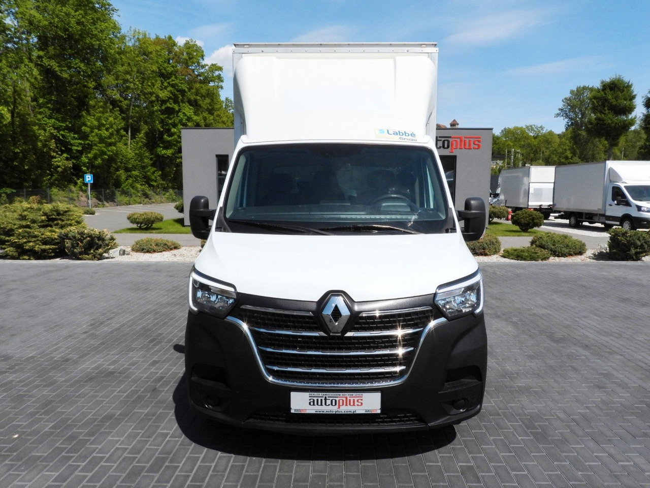 Renault MASTER KOFFER AUFZUG 8 PALETTEN TEMPOMAT NAVI - כלי רכב מסחרי עם תיבה: תמונה 5 Renault MASTER KOFFER AUFZUG 8 PALETTEN TEMPOMAT NAVI - כלי רכב מסחרי עם תיבה: תמונה 5