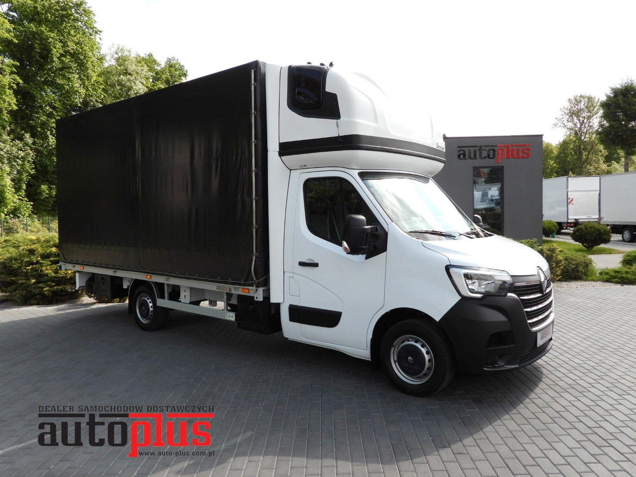 Renault MASTER PRITSCHE PLANE 10 PALETTEN WEBASTO A/C - כלי רכב מסחרי עם וילונות צד: תמונה 1 Renault MASTER PRITSCHE PLANE 10 PALETTEN WEBASTO A/C - כלי רכב מסחרי עם וילונות צד: תמונה 1