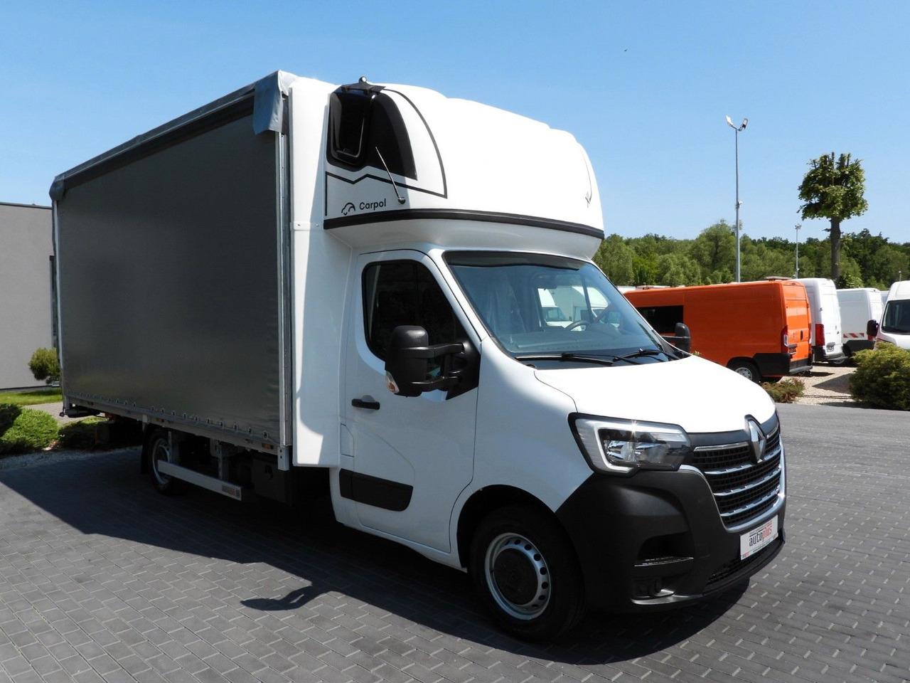 Renault MASTER PRITSCHE PLANE AUFZUG 10 PALETTEN WEBAST - כלי רכב מסחרי עם וילונות צד: תמונה 4 Renault MASTER PRITSCHE PLANE AUFZUG 10 PALETTEN WEBAST - כלי רכב מסחרי עם וילונות צד: תמונה 4