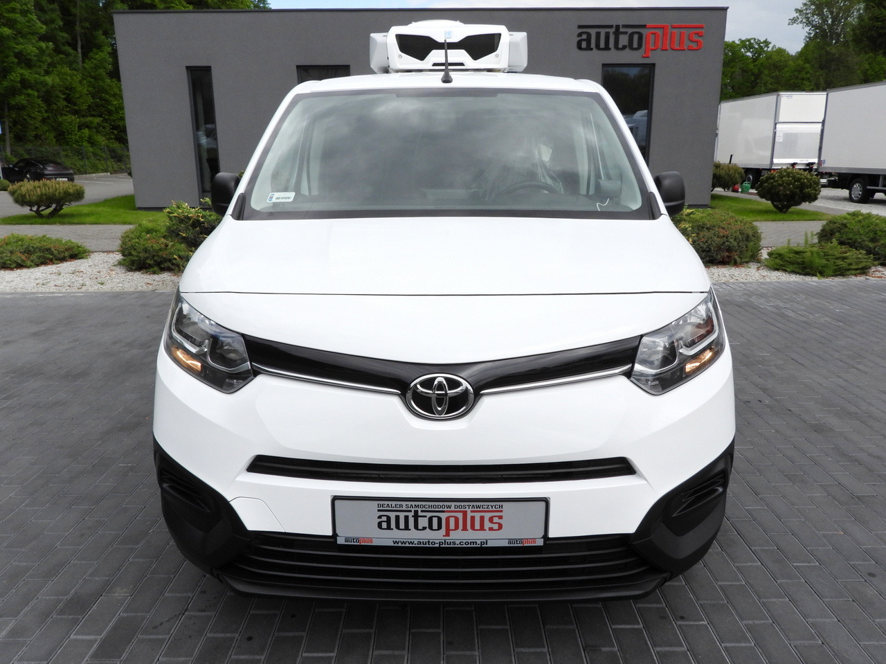 TOYOTA PROACE CITY REFRIGERATOR VAN -15*C POWER SUPPLY 230V CRUISE CONTROL AIR CONDITIONING 100HP - כלי רכב מסחרי לקירור: תמונה 5 TOYOTA PROACE CITY REFRIGERATOR VAN -15*C POWER SUPPLY 230V CRUISE CONTROL AIR CONDITIONING 100HP - כלי רכב מסחרי לקירור: תמונה 5