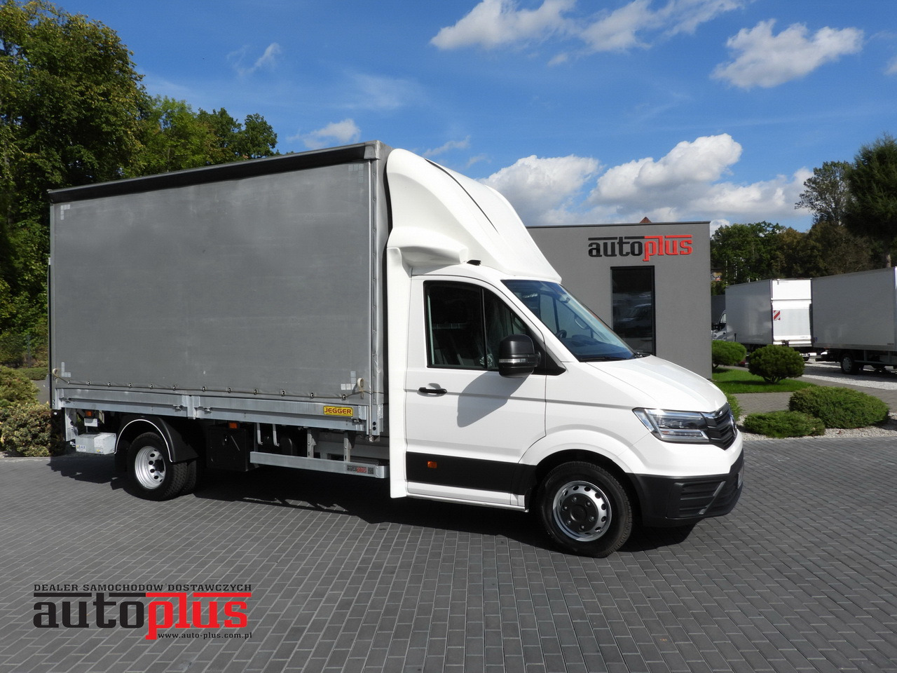 VOLKSWAGEN CRAFTER TARPAULIN LIFT 8 PALLETS CRUISE CONTROL LED LIGHTS TWIN WHEELS AIR CONDITIONING 180HP - כלי רכב מסחרי עם וילונות צד: תמונה 1 VOLKSWAGEN CRAFTER TARPAULIN LIFT 8 PALLETS CRUISE CONTROL LED LIGHTS TWIN WHEELS AIR CONDITIONING 180HP - כלי רכב מסחרי עם וילונות צד: תמונה 1