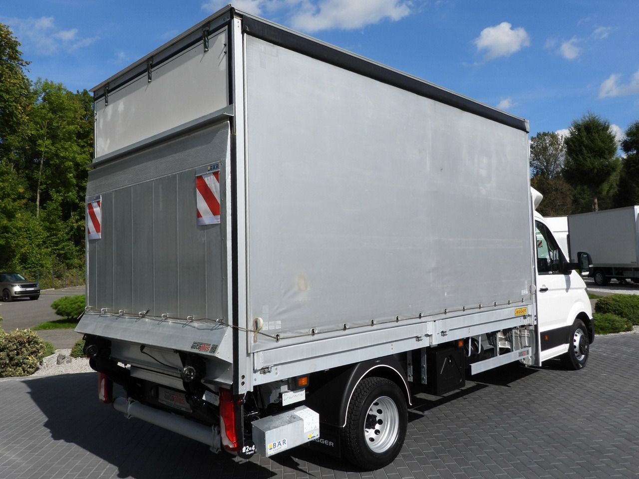 VOLKSWAGEN CRAFTER TARPAULIN LIFT 8 PALLETS CRUISE CONTROL LED LIGHTS TWIN WHEELS AIR CONDITIONING 180HP - כלי רכב מסחרי עם וילונות צד: תמונה 3 VOLKSWAGEN CRAFTER TARPAULIN LIFT 8 PALLETS CRUISE CONTROL LED LIGHTS TWIN WHEELS AIR CONDITIONING 180HP - כלי רכב מסחרי עם וילונות צד: תמונה 3