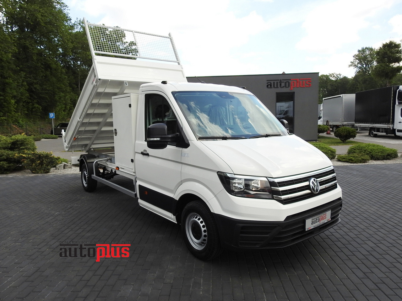 VOLKSWAGEN CRAFTER TIPPER CRUISE CONTROL 100HP - כלי רכב מסחרי מזהיר: תמונה 1 VOLKSWAGEN CRAFTER TIPPER CRUISE CONTROL 100HP - כלי רכב מסחרי מזהיר: תמונה 1