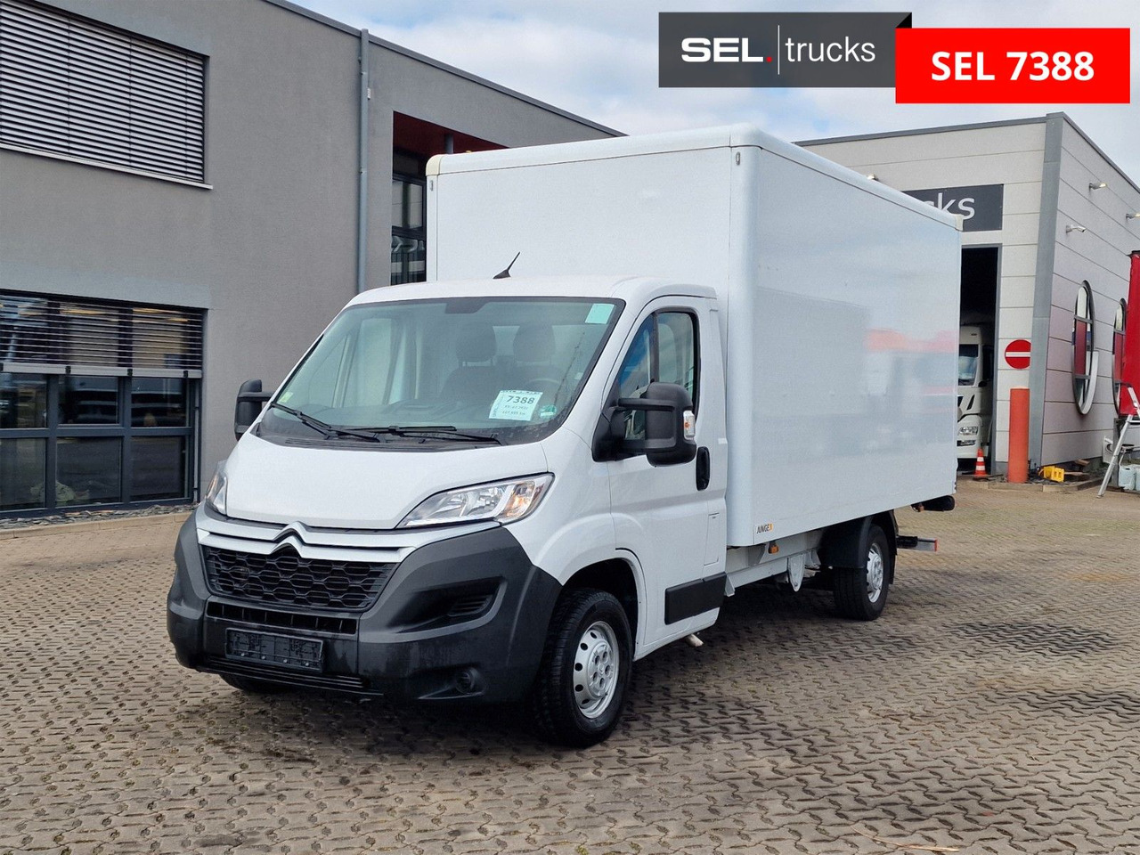 Citroën Jumper / Ladebordwand / 3 Sitzen / Klimaanlage - כלי רכב מסחרי עם תיבה: תמונה 1 Citroën Jumper / Ladebordwand / 3 Sitzen / Klimaanlage - כלי רכב מסחרי עם תיבה: תמונה 1