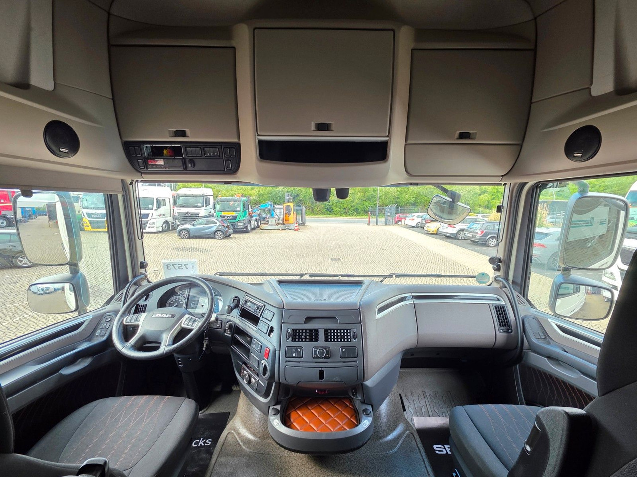 יחידת טרקטור DAF XF 530 FT / ZF Intarder / Standklimaanlage / 6D: תמונה 19