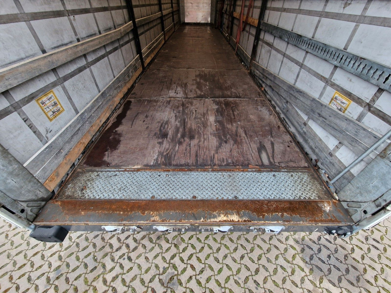 סמיטריילר עם וילונות צד Fliegl SZS320 / Hubdach / EDSCHA / Mega: תמונה 12 סמיטריילר עם וילונות צד Fliegl SZS320 / Hubdach / EDSCHA / Mega: תמונה 12