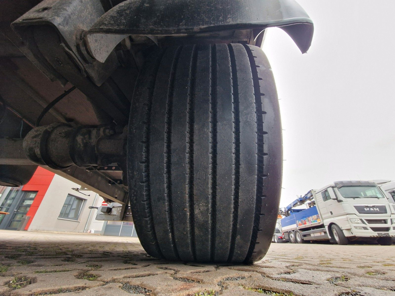 סמיטריילר עם וילונות צד Fliegl SZS320 / Hubdach / EDSCHA / Mega: תמונה 37 סמיטריילר עם וילונות צד Fliegl SZS320 / Hubdach / EDSCHA / Mega: תמונה 37