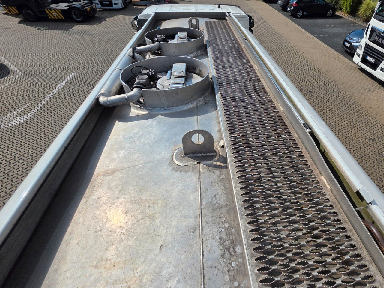 משאית מכל Iveco Stralis 420 / Sening / ADR AT / 14.600 l /: תמונה 9