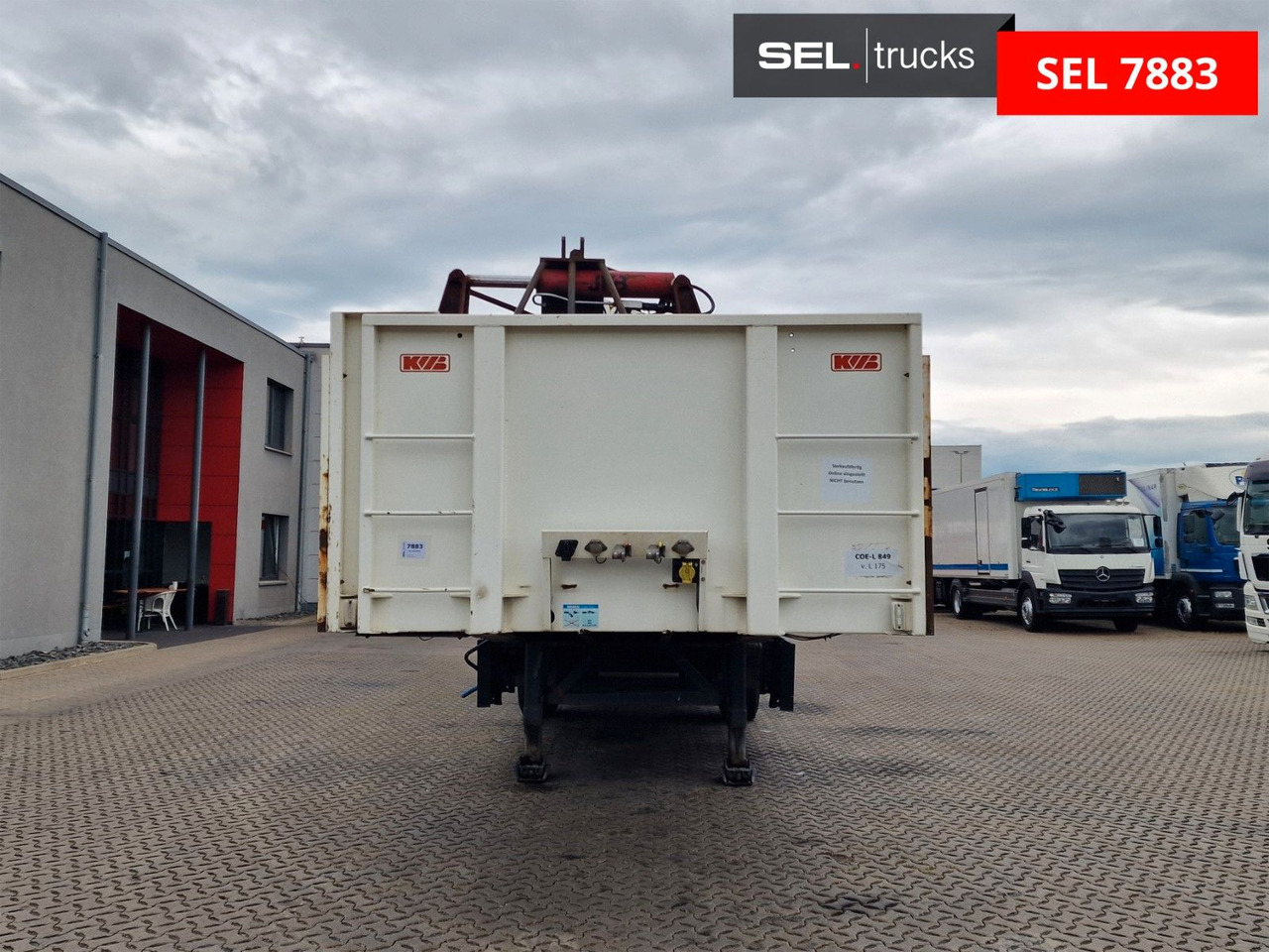 KWB P-393-STI-R1 / Rollkran / Kennis / Lenkachse - סמיטריילר צד נופל/ שטוח: תמונה 2 KWB P-393-STI-R1 / Rollkran / Kennis / Lenkachse - סמיטריילר צד נופל/ שטוח: תמונה 2