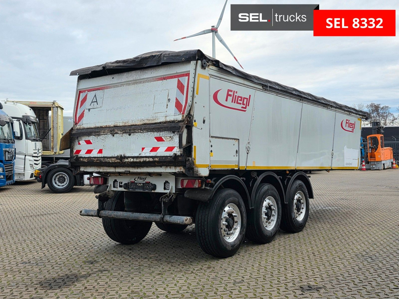 Kässbohrer ASS 372 Schwergut / mit Abschiebetec. / Asphalt - סמיטריילר עם מזהיר: תמונה 5 Kässbohrer ASS 372 Schwergut / mit Abschiebetec. / Asphalt - סמיטריילר עם מזהיר: תמונה 5