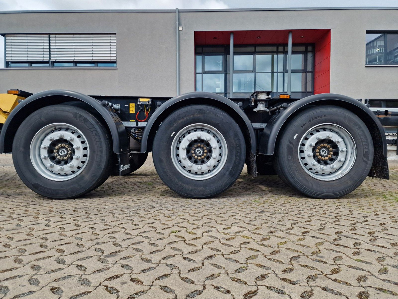 סמיטריילר מוביל מכולות/ החלפת גוף Krone SD / Teleskop / Liftachse: תמונה 22