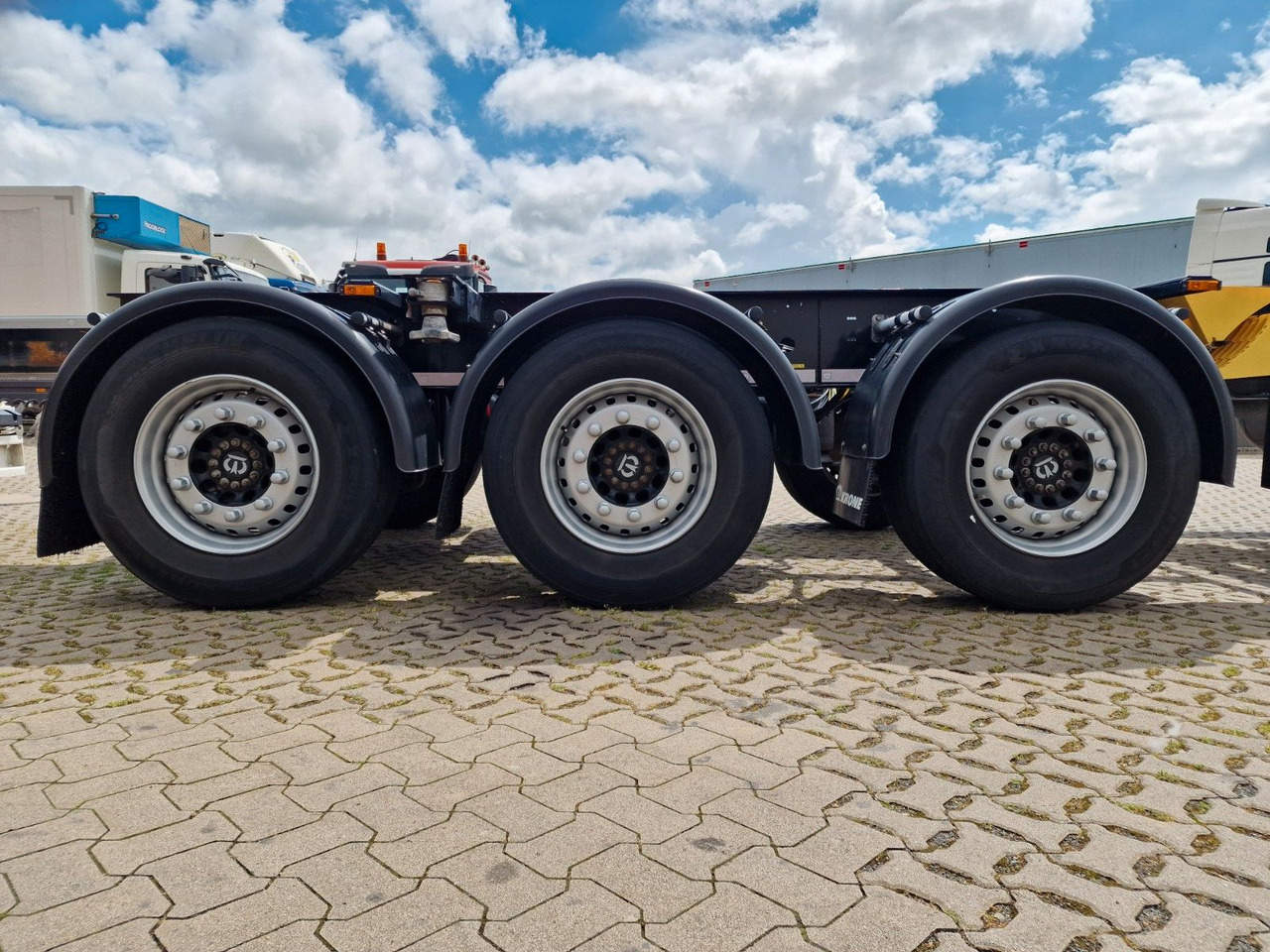 סמיטריילר מוביל מכולות/ החלפת גוף Krone SD / Teleskop / Liftachse: תמונה 26