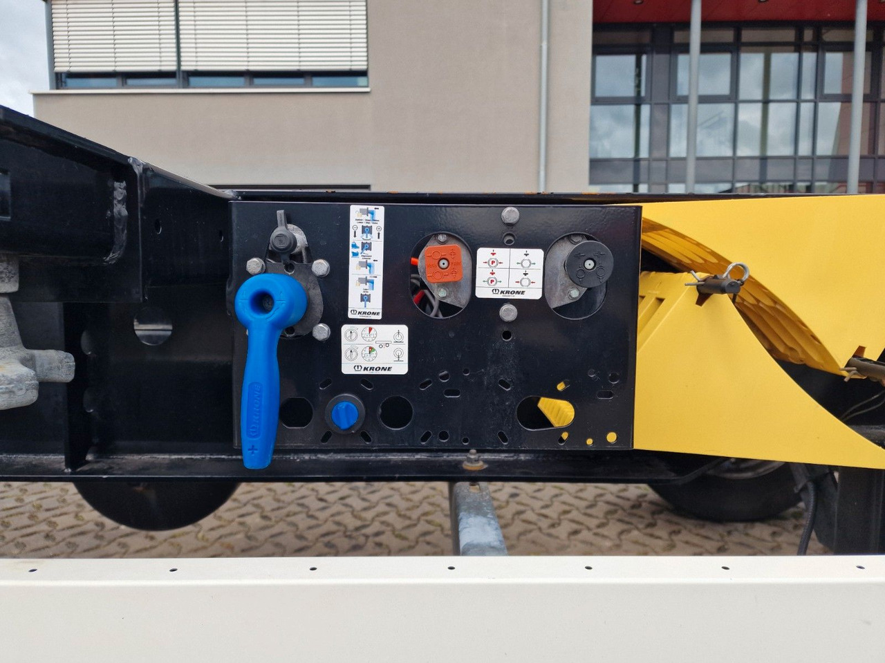 סמיטריילר מוביל מכולות/ החלפת גוף Krone SD / Teleskop / Liftachse: תמונה 11