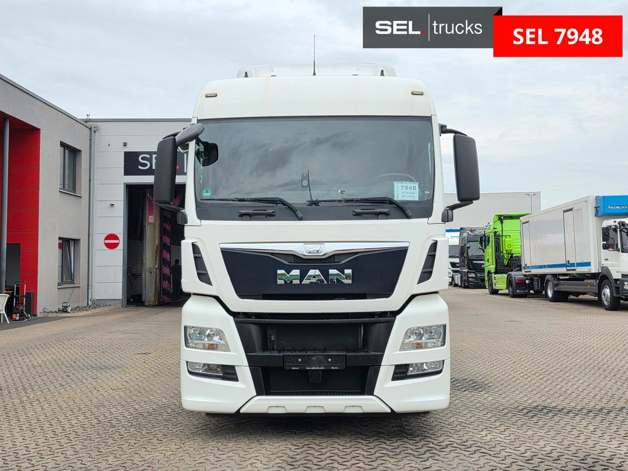 MAN TGX 18.400 4X2 LLS-U / ZF Intarder / LOW KM !! - יחידת טרקטור: תמונה 2 MAN TGX 18.400 4X2 LLS-U / ZF Intarder / LOW KM !! - יחידת טרקטור: תמונה 2