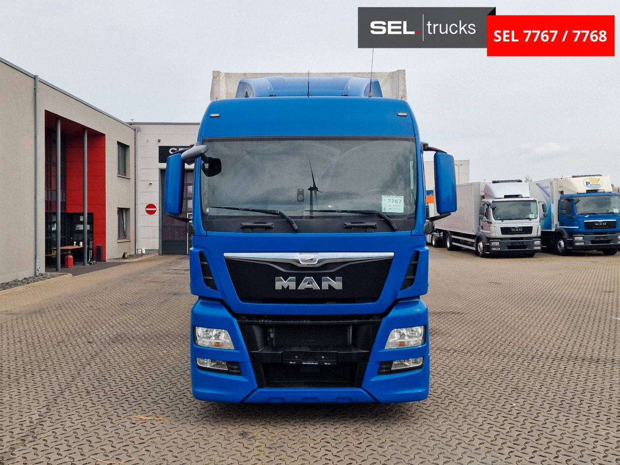 MAN TGX 18.440 4X2 LL-U /Intarder/Hubdach/Durchlade - משאית וילונות צד: תמונה 2 MAN TGX 18.440 4X2 LL-U /Intarder/Hubdach/Durchlade - משאית וילונות צד: תמונה 2