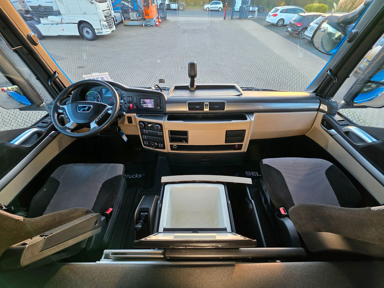 מוביל מכולות/ משאית החלפת גוף MAN TGX 18.460 4X2 LL / Standklimaanlage: תמונה 36