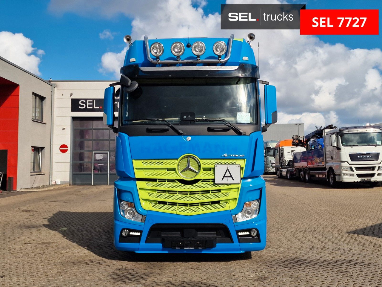 Mercedes-Benz Actros 2551 / Retarder / Standklima / Xenon - משאית הרמת וו: תמונה 2 Mercedes-Benz Actros 2551 / Retarder / Standklima / Xenon - משאית הרמת וו: תמונה 2