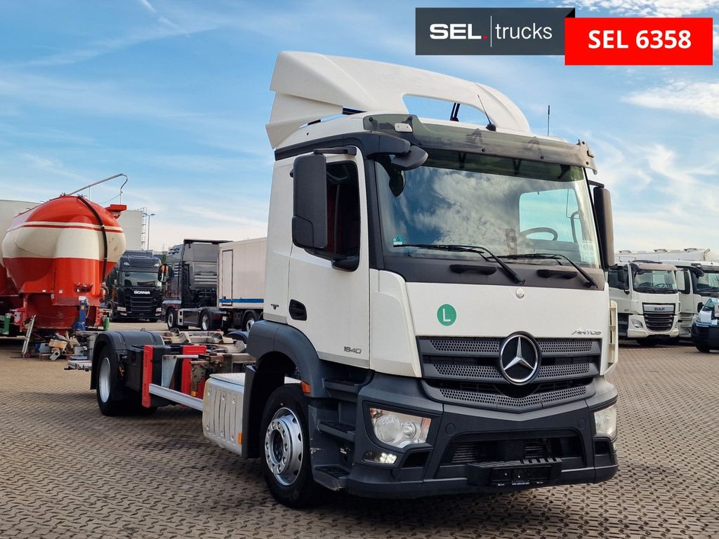 Mercedes-Benz Antos 1840 / Ladebordwand / Retarder Mercedes-Benz Antos 1840 / Ladebordwand / Retarder - מוביל מכולות/ משאית החלפת גוף: תמונה 3 Mercedes-Benz Antos 1840 / Ladebordwand / Retarder Mercedes-Benz Antos 1840 / Ladebordwand / Retarder - מוביל מכולות/ משאית החלפת גוף: תמונה 3