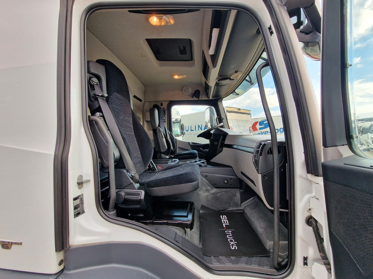 משאית וילונות צד Mercedes-Benz Antos 1840 / Ladebordwand: תמונה 17