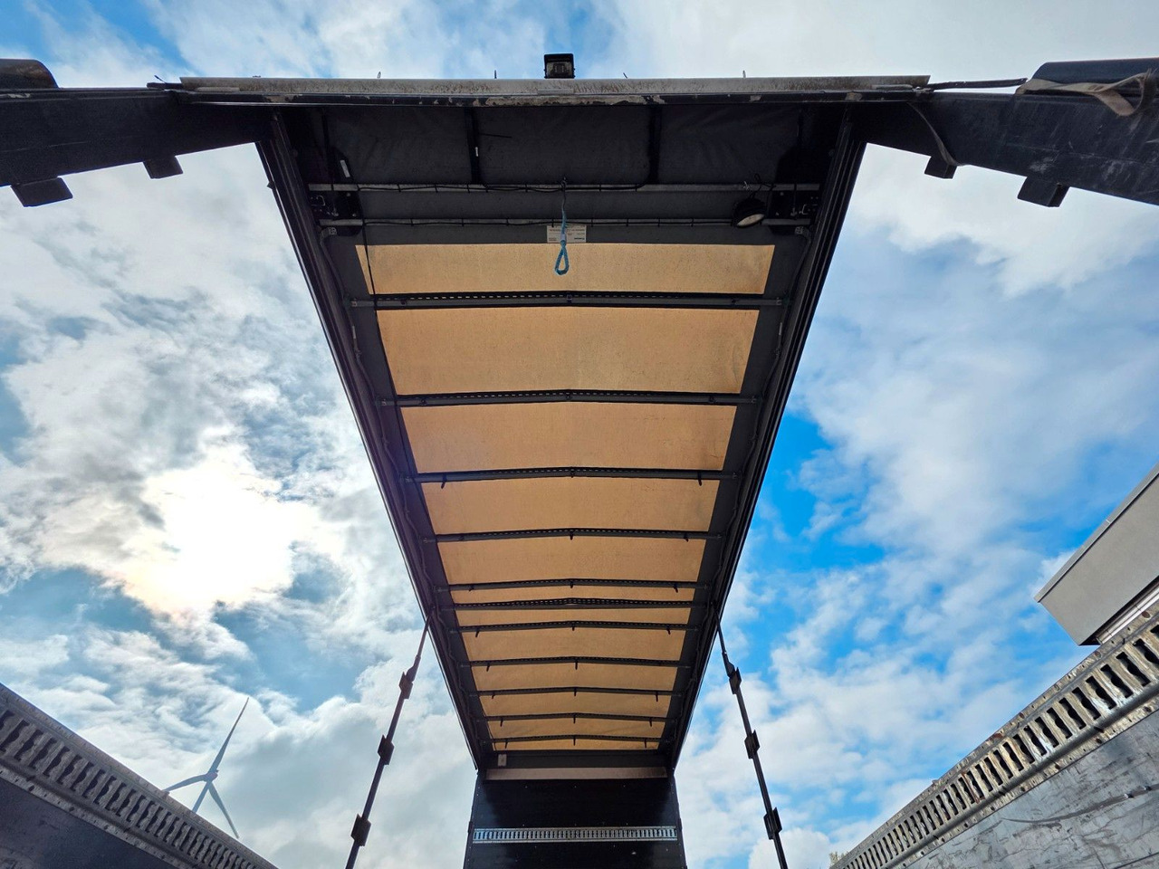 משאית וילונות צד Mercedes-Benz Atego 1221 / Ladebordwand / Rückfahrkamera: תמונה 11 משאית וילונות צד Mercedes-Benz Atego 1221 / Ladebordwand / Rückfahrkamera: תמונה 11