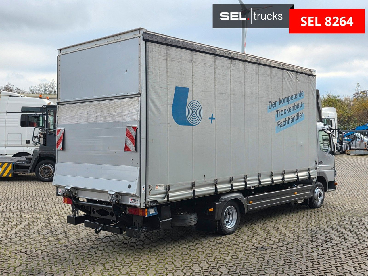 Mercedes-Benz Atego 818 / Ladebordwand - כלי רכב מסחרי עם וילונות צד: תמונה 5 Mercedes-Benz Atego 818 / Ladebordwand - כלי רכב מסחרי עם וילונות צד: תמונה 5