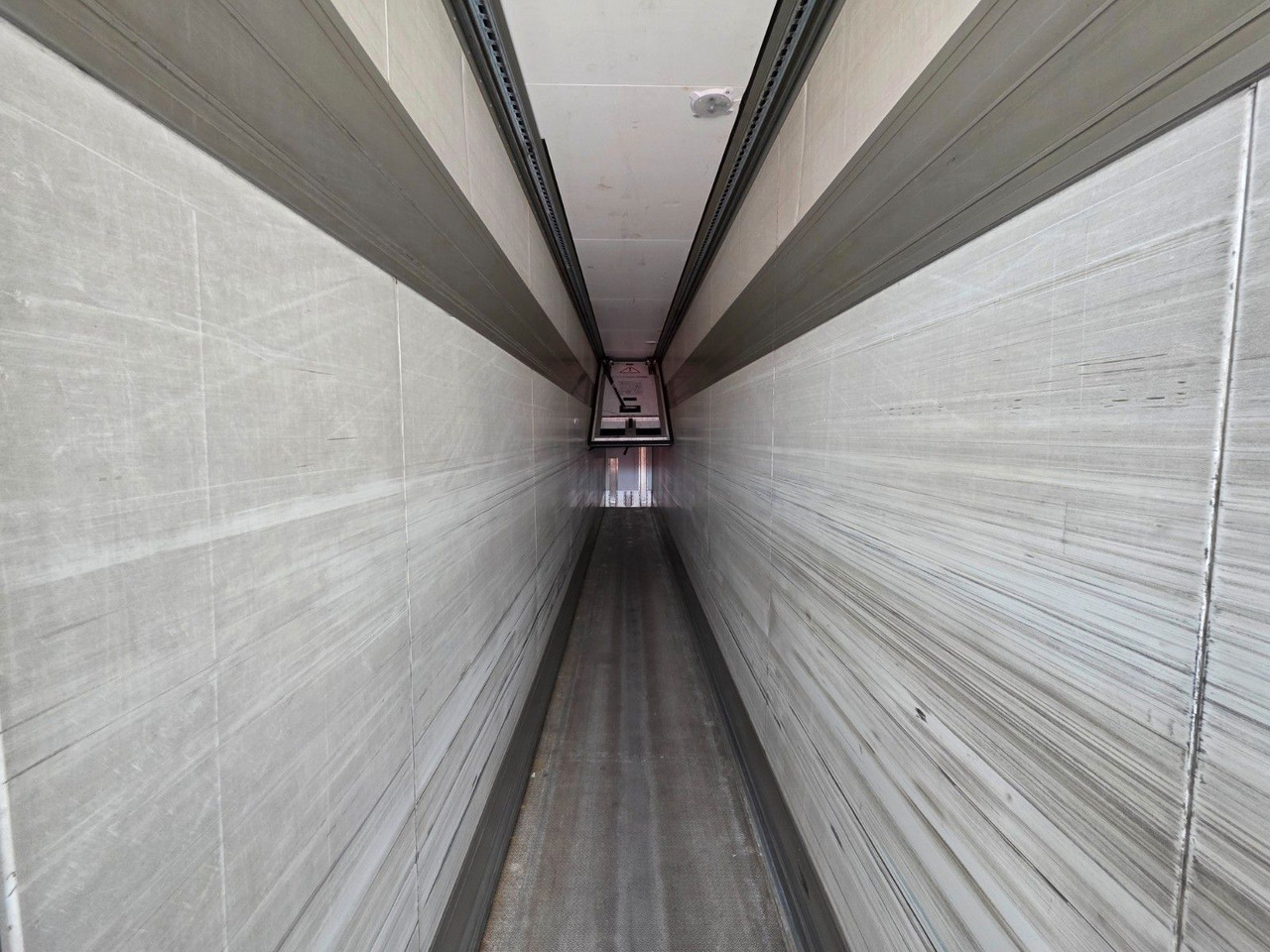 סמיטריילר עם קירור Schmitz Cargobull SKO 10/LZG-FP 45 COOL / Ldbw /2 Kammern /Carrier: תמונה 10 סמיטריילר עם קירור Schmitz Cargobull SKO 10/LZG-FP 45 COOL / Ldbw /2 Kammern /Carrier: תמונה 10