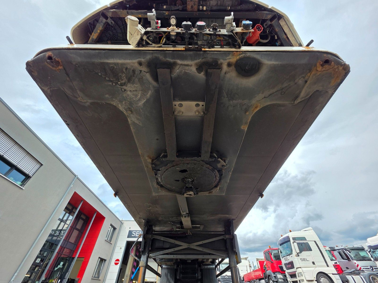 סמיטריילר עם קירור Schmitz Cargobull SKO 10/LZG-FP 45 COOL / Ldbw /2 Kammern /Carrier: תמונה 25 סמיטריילר עם קירור Schmitz Cargobull SKO 10/LZG-FP 45 COOL / Ldbw /2 Kammern /Carrier: תמונה 25