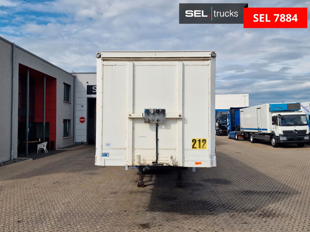System Trailer PRSSL-24-TRI / Ladebordwand - סמיטריילר בתיבה סגורה: תמונה 2 System Trailer PRSSL-24-TRI / Ladebordwand - סמיטריילר בתיבה סגורה: תמונה 2
