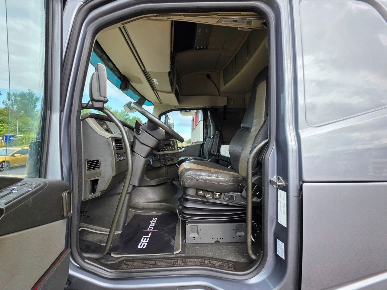 יחידת טרקטור Volvo FH 540 / Retarder / Standklima / TV / 6D: תמונה 14