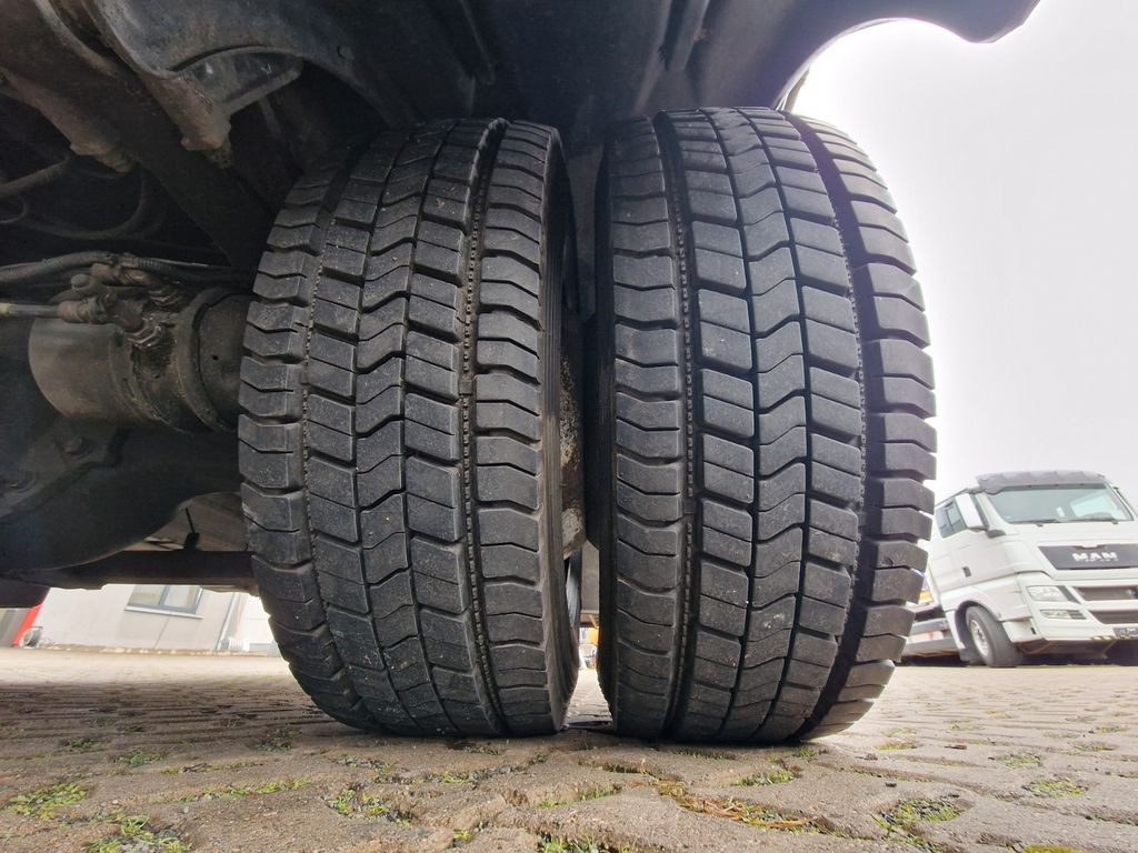 משאית וילונות צד Volvo FL 280 / 2,93m Ladehöhe !! / 2 to Ladebordwand: תמונה 29