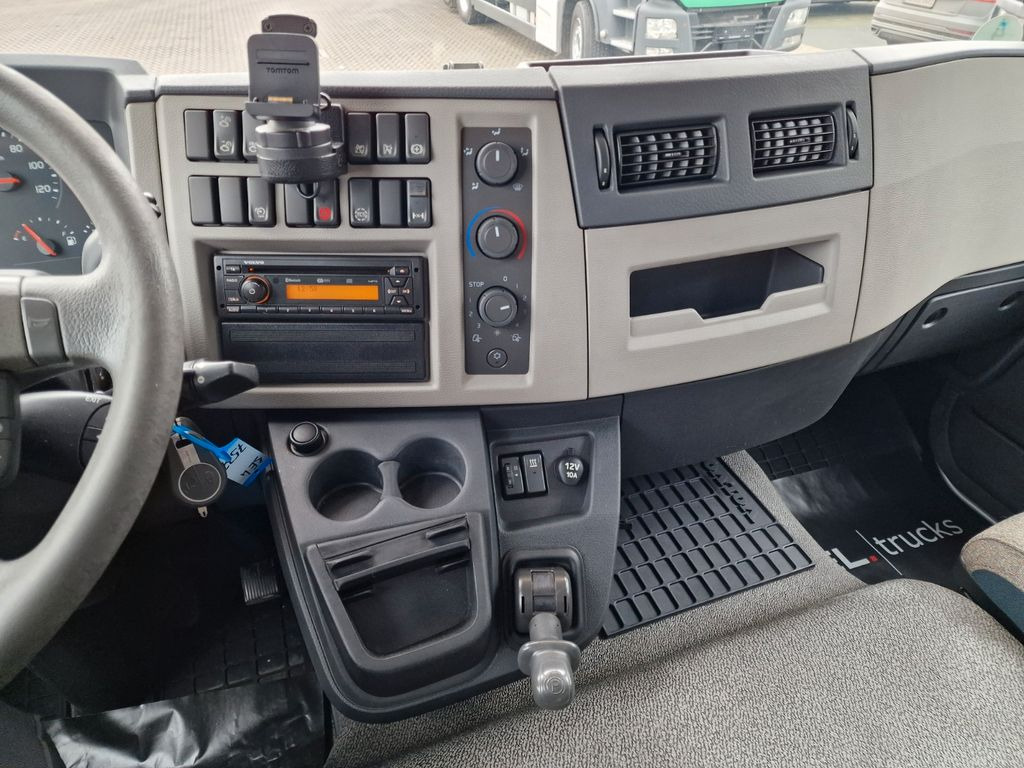 משאית וילונות צד Volvo FL 280 / 2,93m Ladehöhe !! / 2 to Ladebordwand: תמונה 25