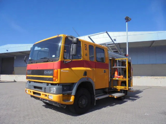 DAF 75.270 ATI 4X4 NL TRUCK - משאית אש: תמונה 1 DAF 75.270 ATI 4X4 NL TRUCK - משאית אש: תמונה 1