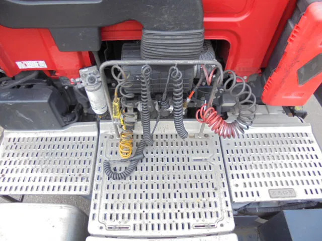 יחידת טרקטור DAF CF 410 SSC: תמונה 8 יחידת טרקטור DAF CF 410 SSC: תמונה 8