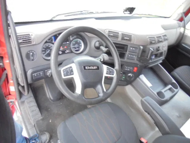 יחידת טרקטור DAF CF 410 SSC: תמונה 11 יחידת טרקטור DAF CF 410 SSC: תמונה 11