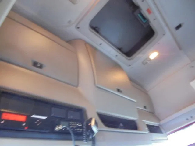 יחידת טרקטור DAF CF 410 SSC: תמונה 15 יחידת טרקטור DAF CF 410 SSC: תמונה 15