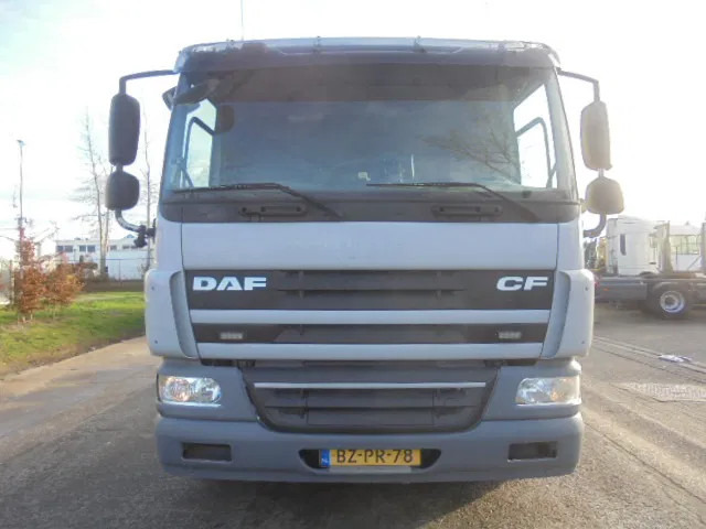 DAF CF 75.310 EEV FAN 6x2 NL TRUCK - משאית עם שלדת תא: תמונה 2 DAF CF 75.310 EEV FAN 6x2 NL TRUCK - משאית עם שלדת תא: תמונה 2