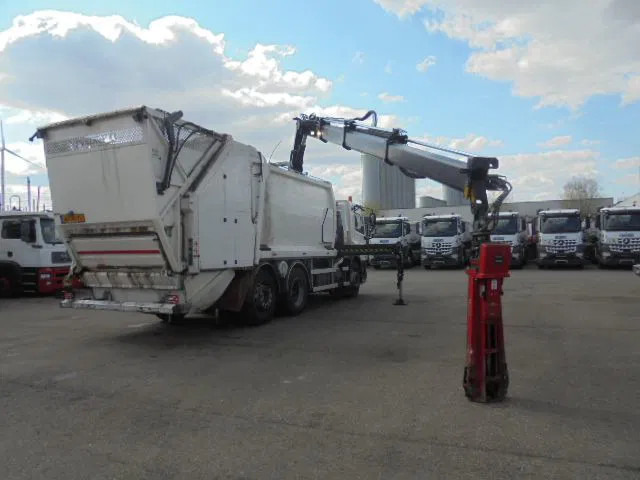DAF FAN CF75-250 6X2 EEV K - משאית אשפה: תמונה 3 DAF FAN CF75-250 6X2 EEV K - משאית אשפה: תמונה 3